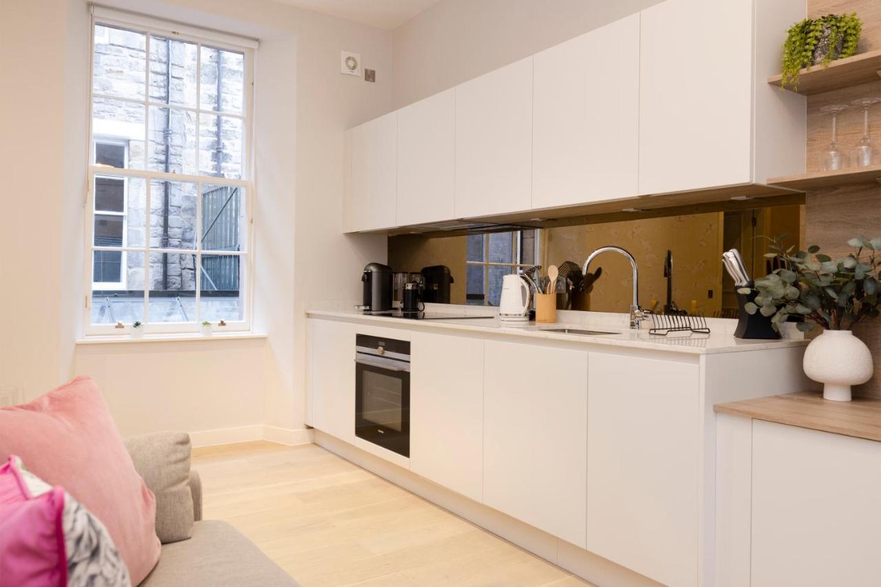 Joivy Tasteful Studios On Rose South Edinburgh Bagian luar foto